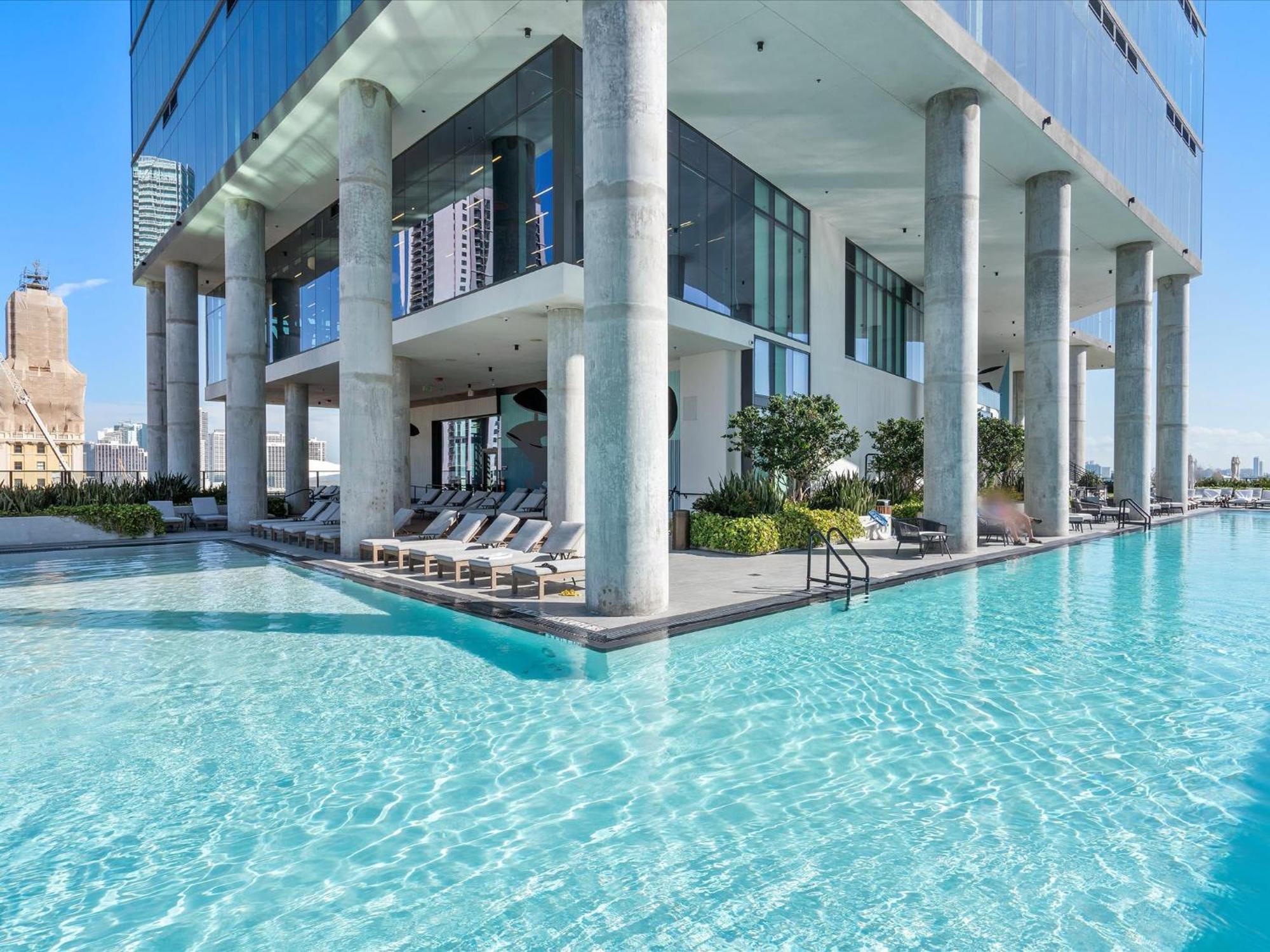 Mvr - Designer With Jaw-dropping Views & Pool Apartamento Miami